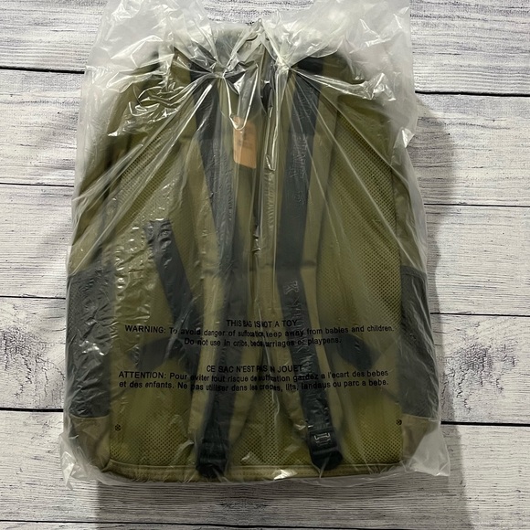 Victoria Secret’s PINK Collegiate Backpack Olive Green and Black - Picture 7 of 8